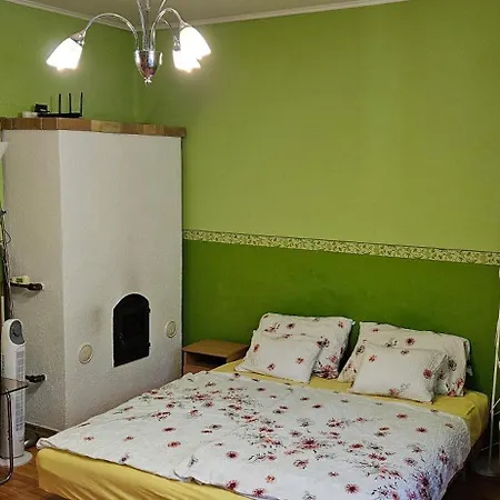Gyöngyi Homestay szállás *